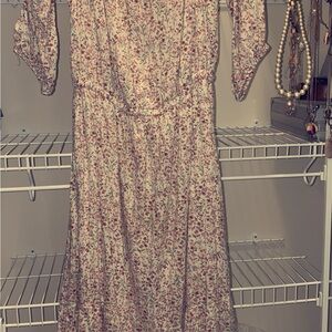 Woman’s Old Navy Floral Dress